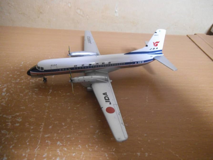 日本国内航空 YS-11A 1:200 モデル 1/200 YS-11A TDA 東亜国内航空 やしま JA8765 [YS21128] JALUX